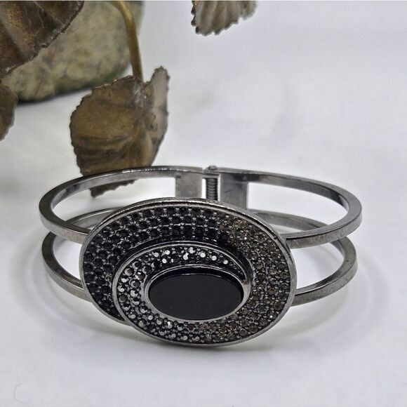 "5/$25" Hinged Gunmetal Rhinestone Bracelet - Picture 1 of 6